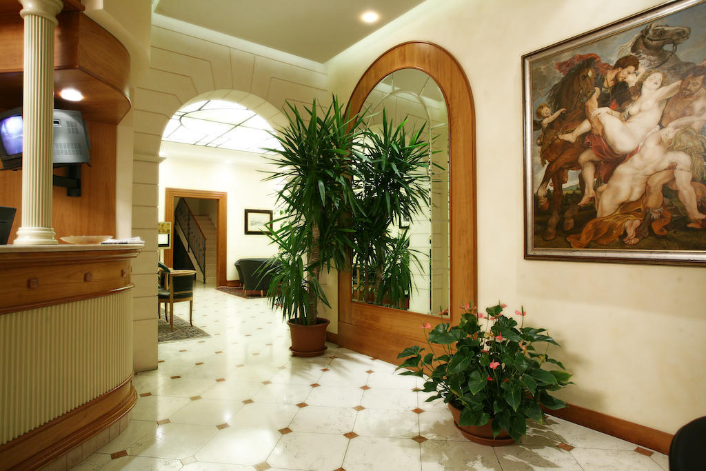 โรงแรมแซน เครีย์เมนเตร ซานตาคันเจโล ดิ โรมาญญา ภายนอก รูปภาพ